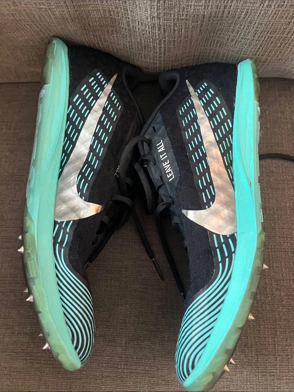 Nike Zoom Rival XC Women’s Black and Teal Track Spikes Size 9.5